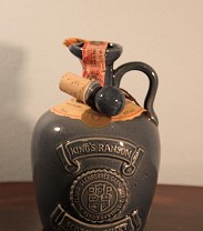 King`s Ransom 12 Years old Blue Ceramic Flagon 1970 43%vol, 75cl (Whisky)